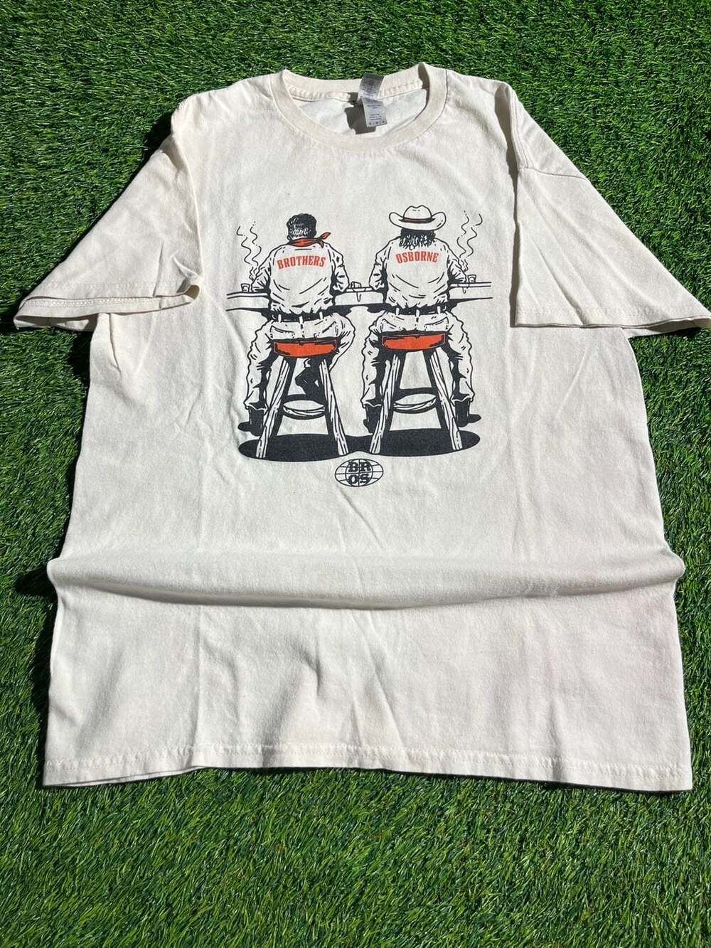 Gildan Brothers Osborne Live In Concert Tour T-Shirt Size M White